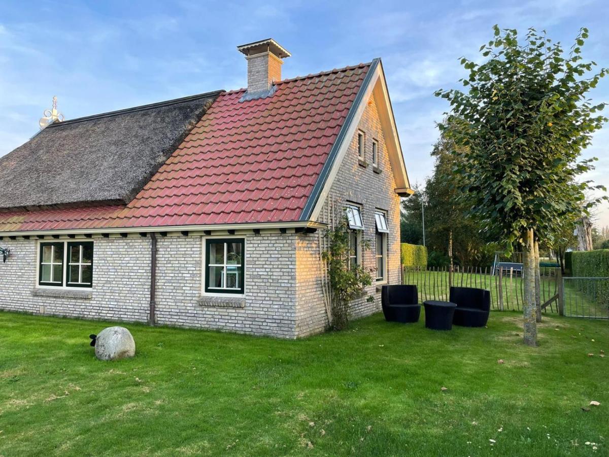 B&B Ut En Thus Sweagerbosk Экстерьер фото